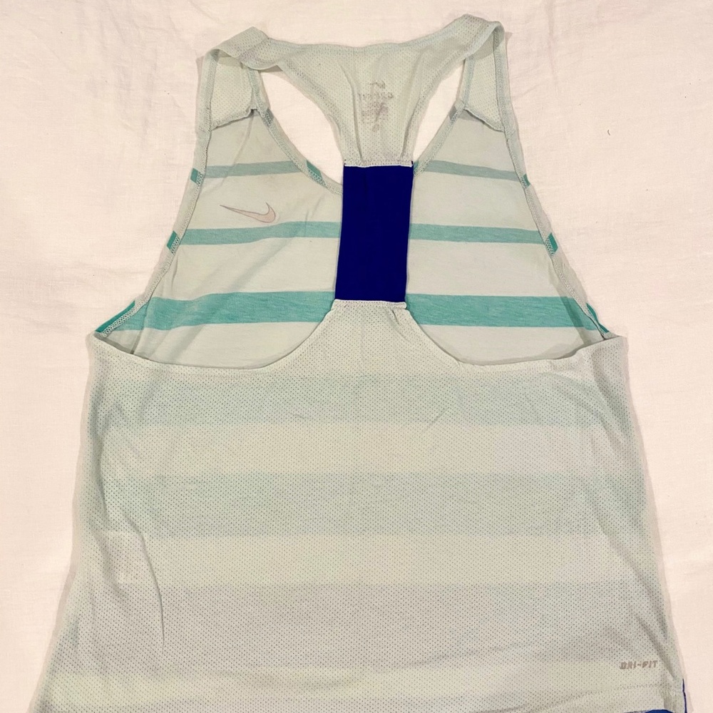 Nike Open Razorback Tank - Picture 2 of 2